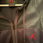 Jordan men's jacket MEDIUM.