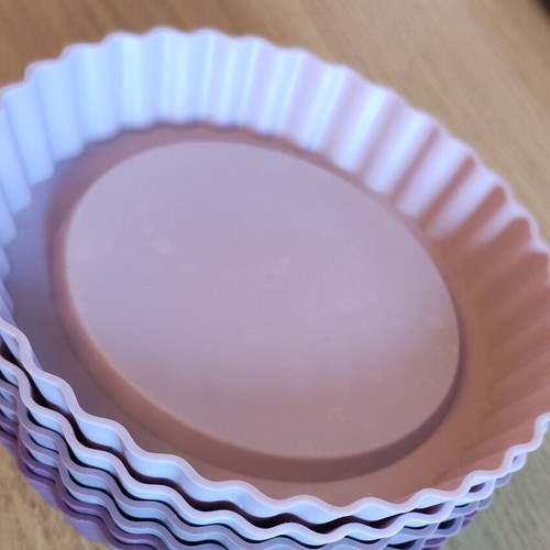 Ernesto silicone tart cases for small tarts like new, pack of 12