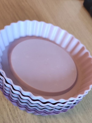 Ernesto silicone tart cases for small tarts like new, pack of 12