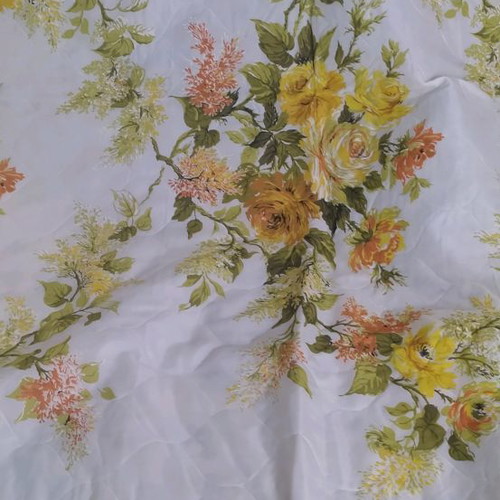 Vintage quilt with 2 curtains new