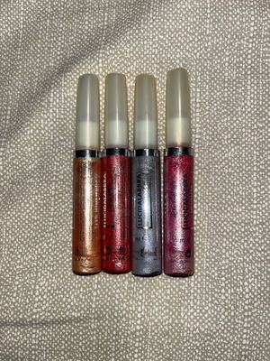 Lipgloss με glitter καινούργιο, σετ 4 τεμαχίων