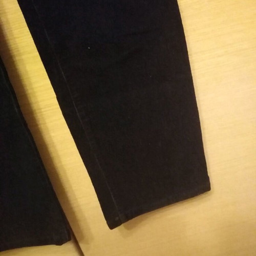 Sarah Lawrence women's slim black corduroy pants used