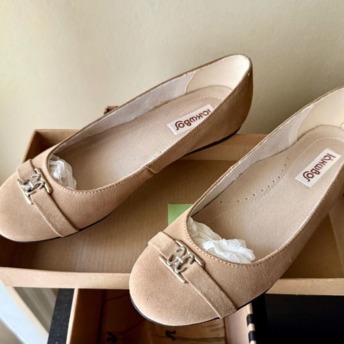 Iakovos beige pumps size 37 new