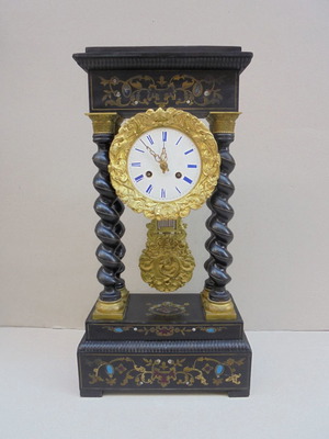 Ρολόι Portico Napoleon III από ξύλο, μπρούντζο και όστρακο, περίπου 160 ετών