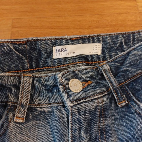 Zara denim jean mom fit with rips like new, size XXS
