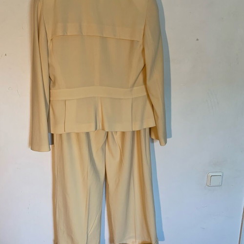 Rococo Women's Suit Like New Beige