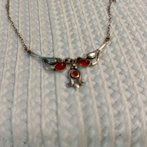 Silver 950 necklace with carnelian, like new