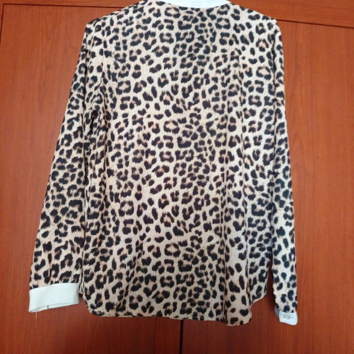 Leopard women's shirt like new, size M, black and beige