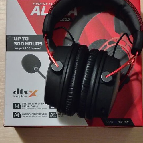 HyperX Cloud Alpha Wireless gaming headset like new