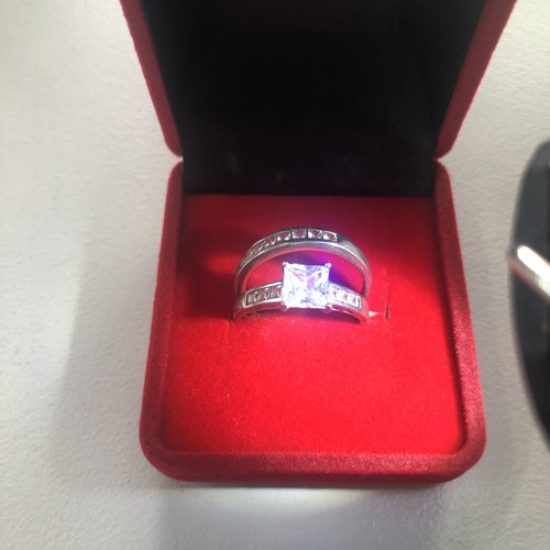 Engagement ring silver 925 with zircon, new