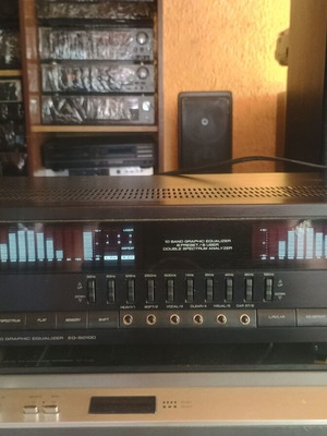 Sherwood EQ5010c Voicing Equalizer like new, dual analyzer