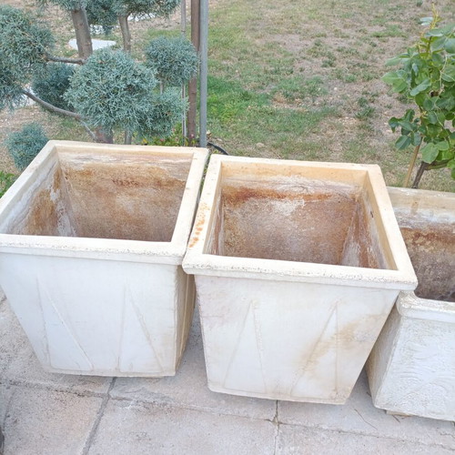 Large garden pots used, set of 6, cement with feet