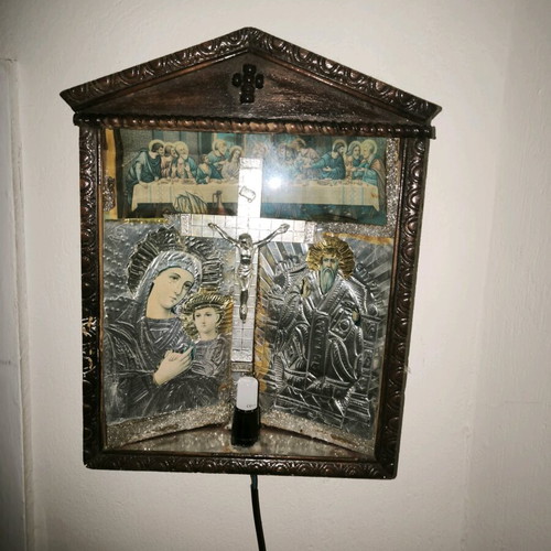 Retro iconostasis used with blue lamp, dimensions 35x25 cm