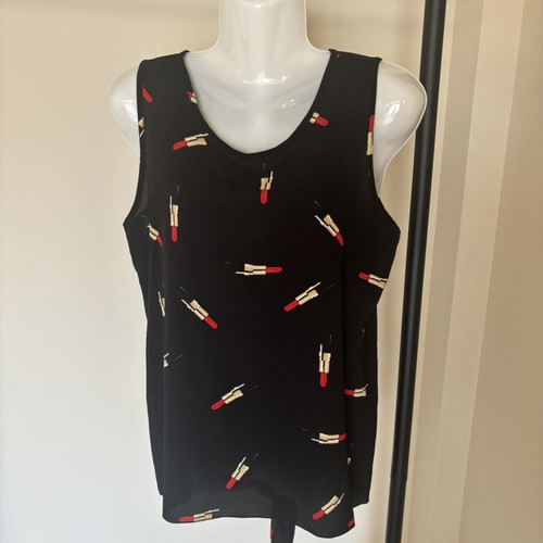 Sleeveless top with lipstick print and zipper, new
