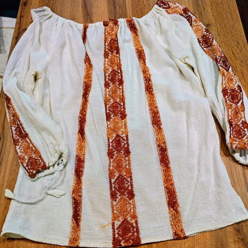 Embroidered Linen Boho Blouse like new, beige and cream