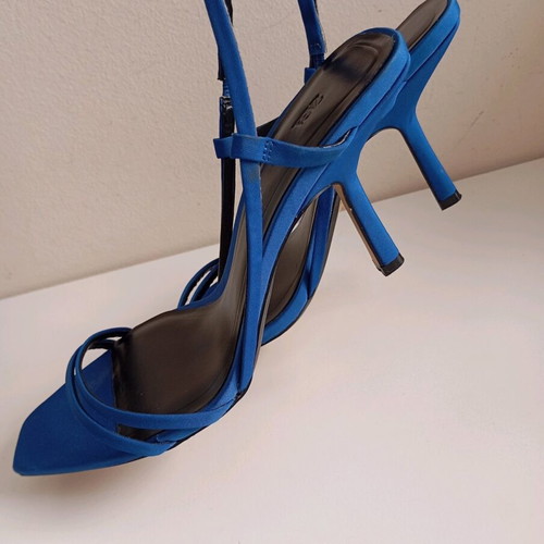 Zara satin women's sandals size 39 like new blue