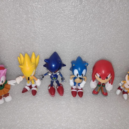 Sonic the Hedgehog figure set of 6, like new, SEGA