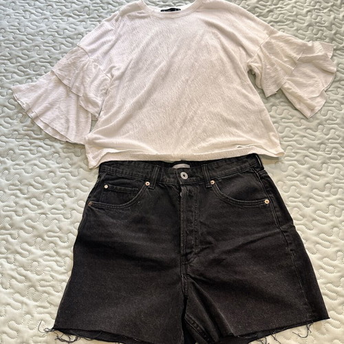 Bershka blouse and H&M denim shorts set size M like new