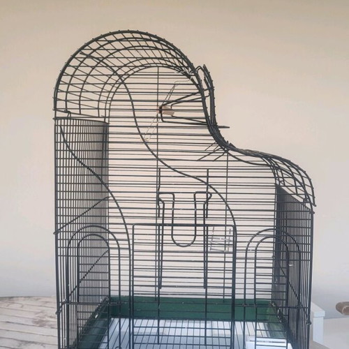 Parrot cage like new, dimensions 70x43x44cm