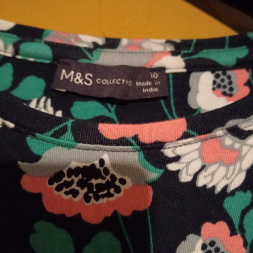 M&S Collection T-shirt new, size M, floral design, elastic
