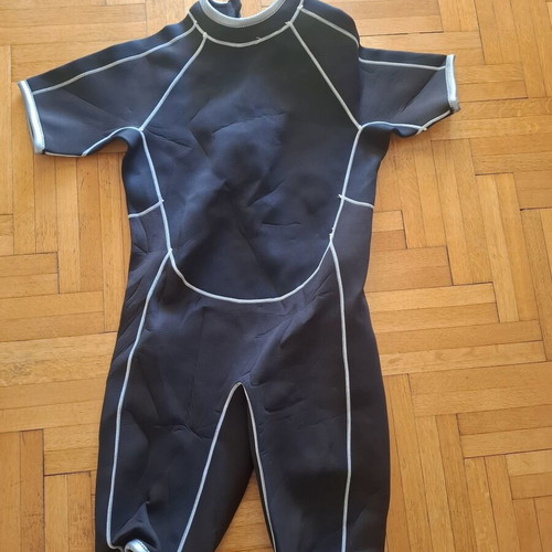Wetsuit size XXXL like new
