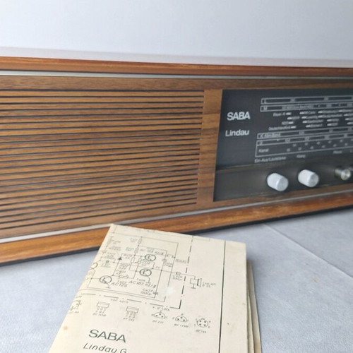 SABA Lindau G Vintage Wooden 4-Band Radio with FM, Phono and Internal Antenna Refurbished
