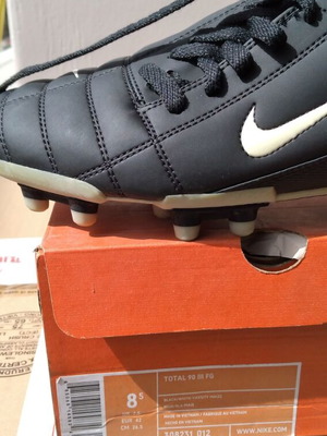 Nike Total 90 Shoot III FG μαύρα ποδοσφαιρικά παπούτσια μέγεθος 44 καινούργια