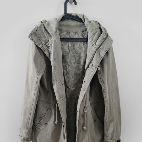 Khaki parka with hood used, size XL