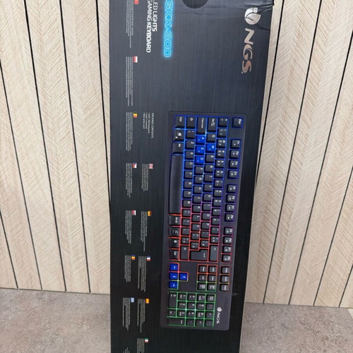 Gaming keyboard with LED lighting new