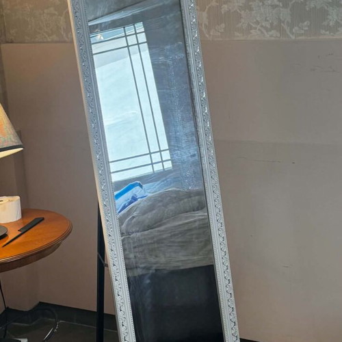 Full-length mirror like new, 36 cm width x 141 cm height