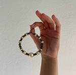 Handmade earring with pearls single