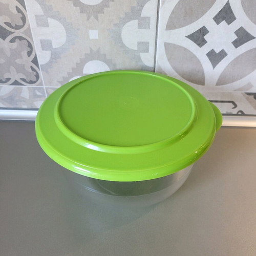 Tupperware Serving Bowl 1.1L new