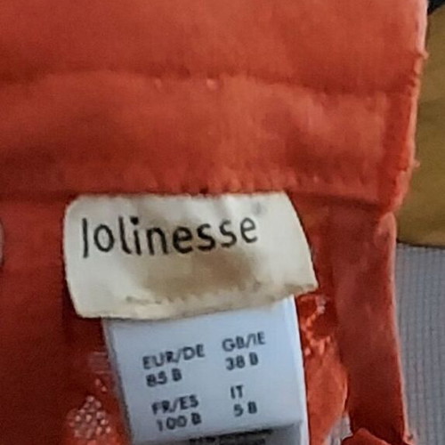 Jolinesse bra size 85 D used, coral color
