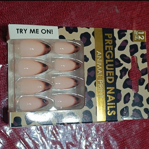 Press On Nails, pack of 24, reusable
