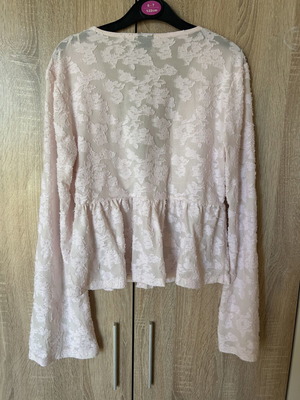 Gina Tricot baby pink long sleeve cardigan like new