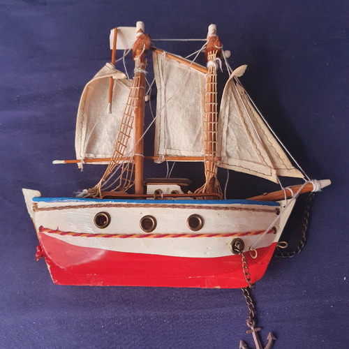 Decorative boat new, ideal for kids room and living room