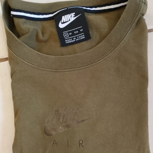 Nike girls' shirt used, olive color, size 146-152 cm