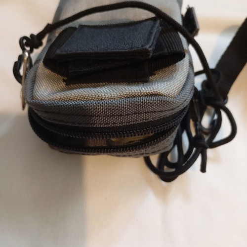 JanSport men's crossbody pouch like new, gray utility bag
