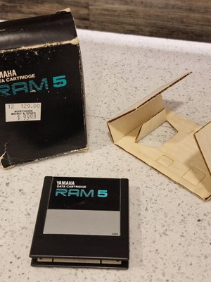 Yamaha RAM 5 Data Memory Cartridge σαν καινούργιο, σπάνιο για DX7II TX802 RX5