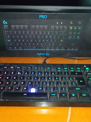 Logitech G Pro TKL πληκτρολόγιο μεταχειρισμένο για ανταλλακτικά ή επισκευή