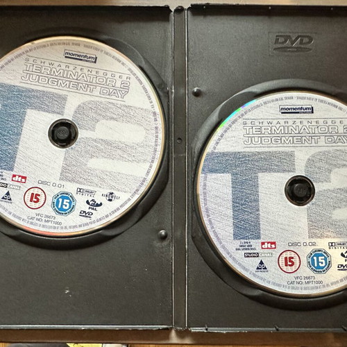 Terminator 2 DVD 2-disc like new, no original case, no Greek subtitles