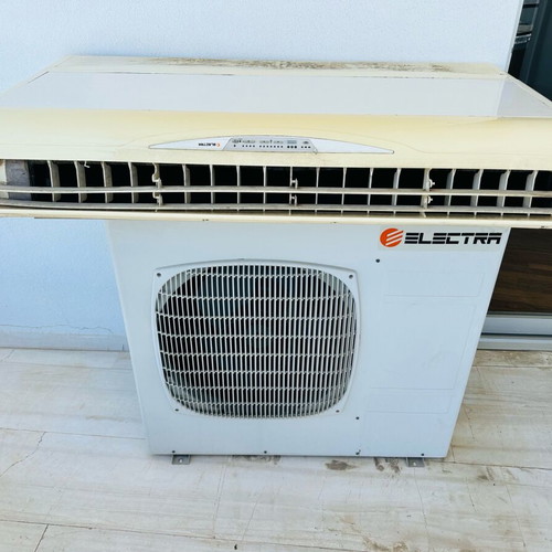 Electra air conditioner used 30,000 BTU Model OU8-30 RC R410 EL