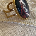 Handmade adjustable gold-tone ring with Frida Kahlo self-portrait