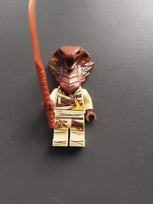 Lego Ninjago Pyro Slayer μινιφιγούρα μεταχειρισμένη, σε καλή κατάσταση