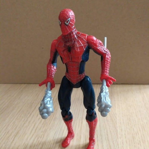 Spider-Man figure used with 2 spring-loaded webs, 12 cm height