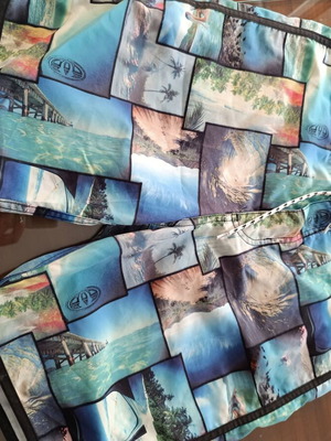 Teen swim shorts like new, size M, branded
