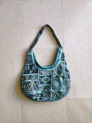 Embroidered cotton shoulder bag like new