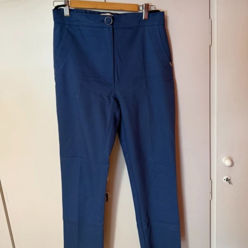 Toi&Moi cropped office pants like new, blue, size M