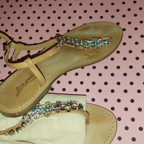 Ioannis women's sandals like new, size 38, beige with stones