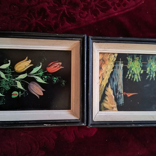 Hand-painted cadrakia with phosphorescent colors like new, set of 2